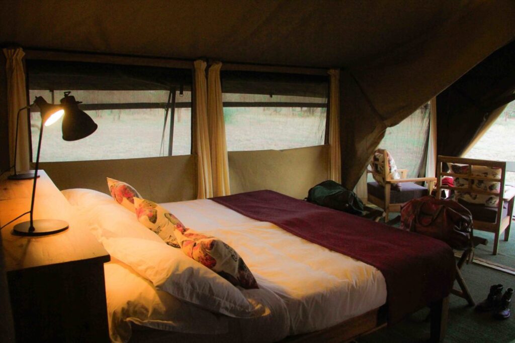 hippo trails camp serengeti