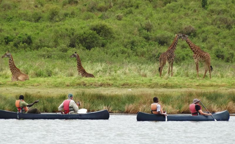 Canoe Safari at Momella Lakes (Arusha National Park) | Best canoeing safaris in tanzania